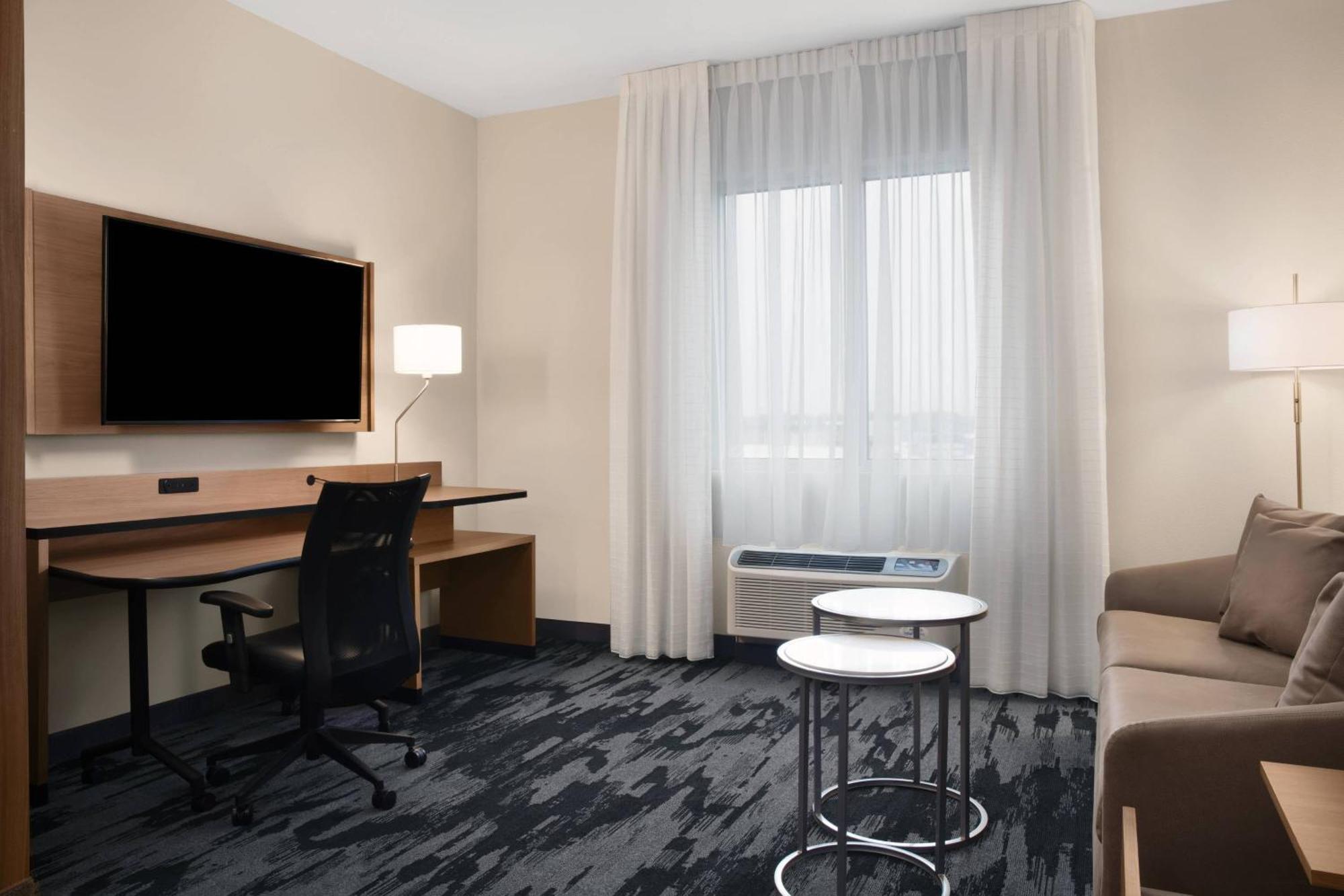 Fairfield Inn & Suites By Marriott Daytona Beach Speedway/Airport Exterior foto